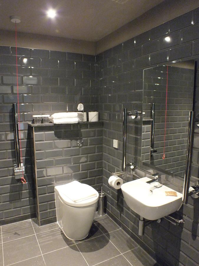 Hotel The Garrison Fort William Esterno foto